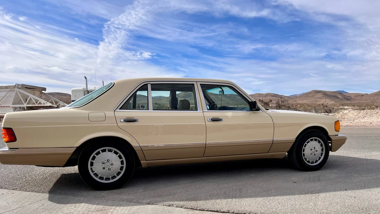 1989 Mercedes-Benz W126 S-Class Sedan - Image 23 of 31