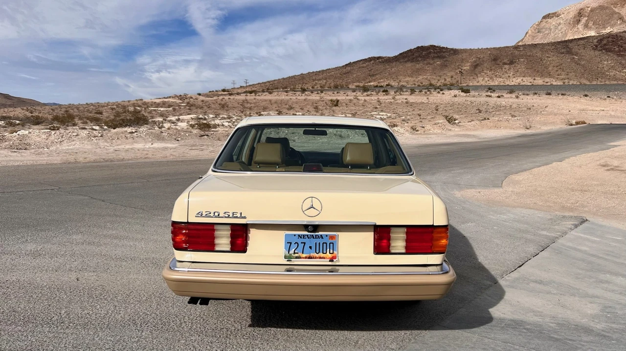 1989 Mercedes-Benz W126 S-Class Sedan - Image 16 of 31