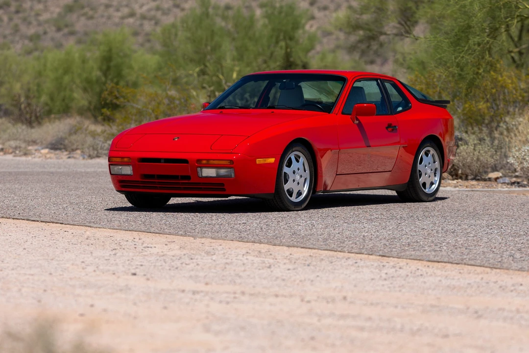 1989 Porsche 944 Turbo - Image 8 of 31