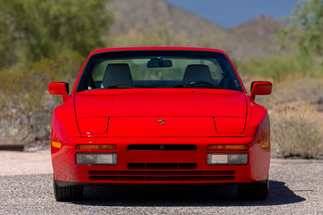 1989 Porsche 944 Turbo - Image 13 of 31