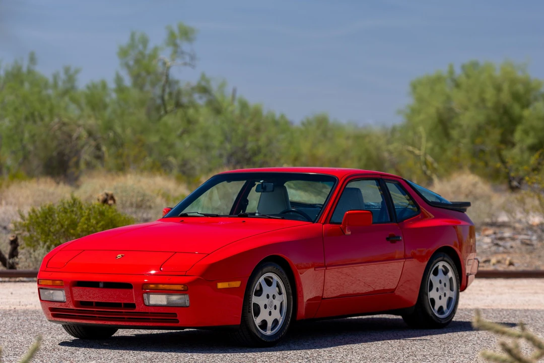 1989 Porsche 944 Turbo - Image 6 of 31