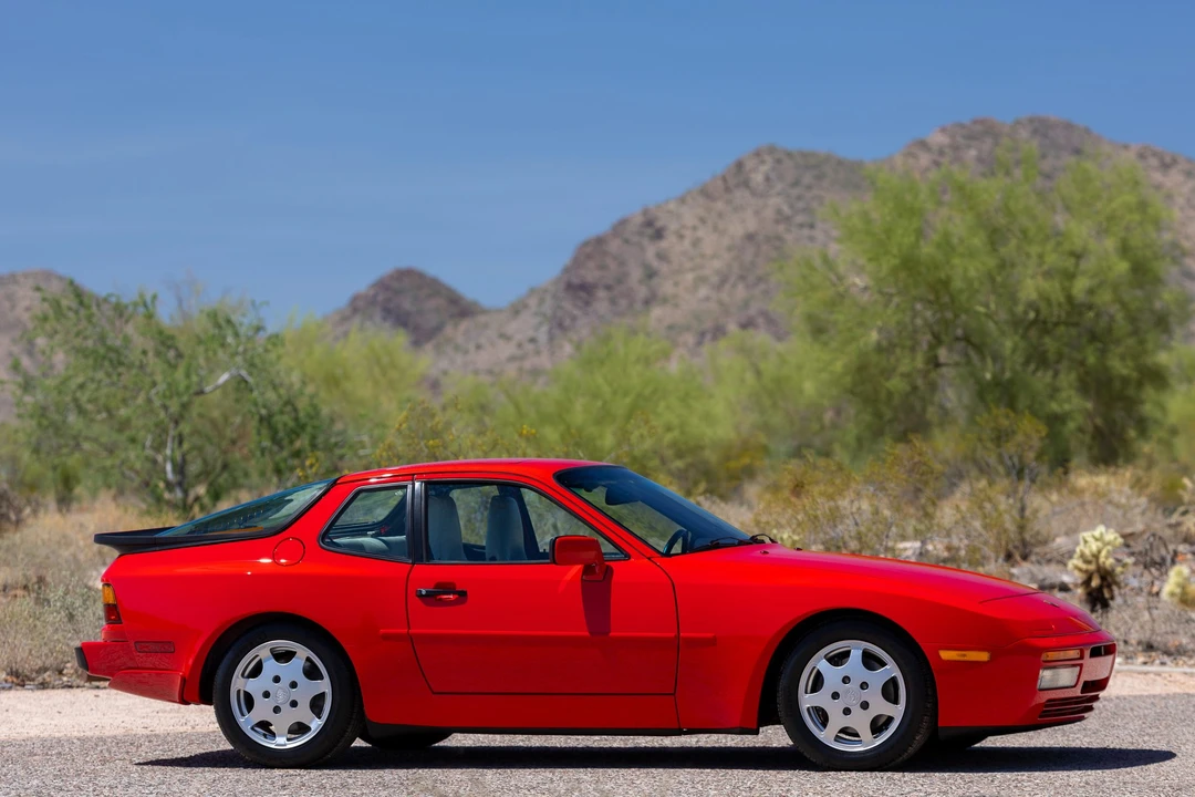 1989 Porsche 944 Turbo - Image 26 of 31