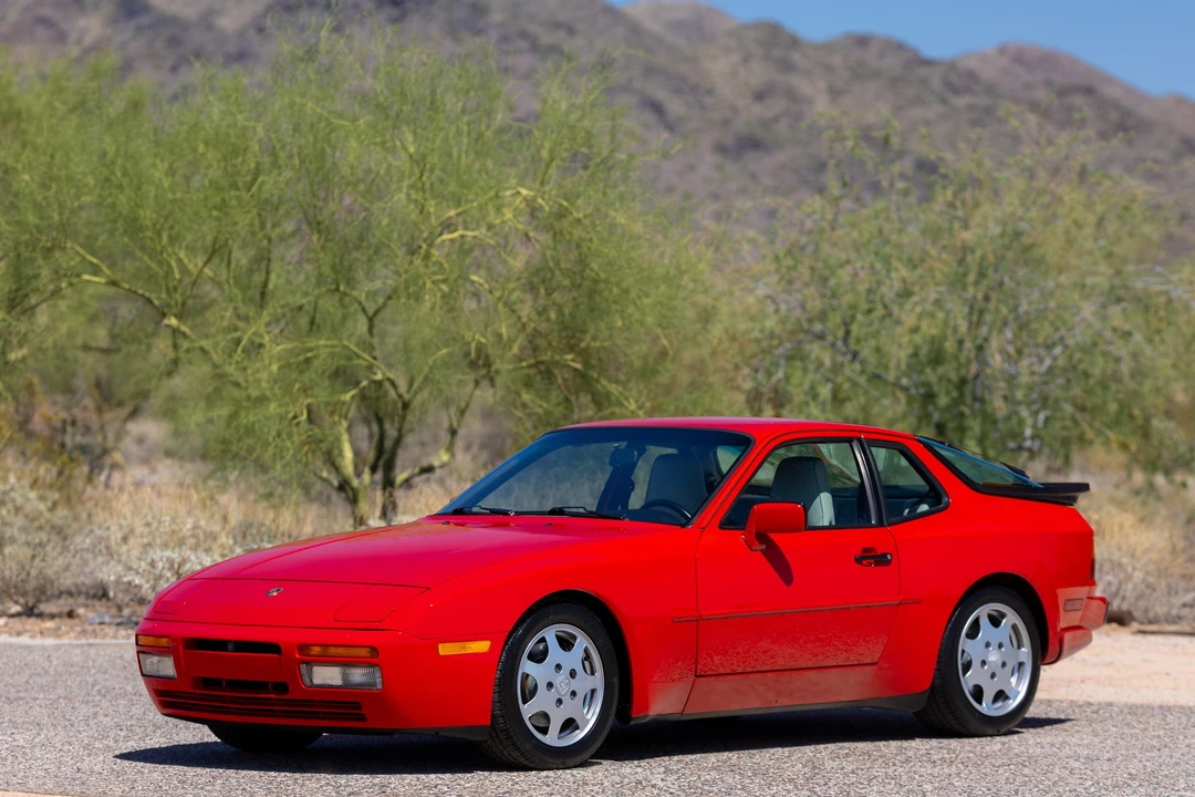 1989 Porsche 944 Turbo - Image 7 of 31