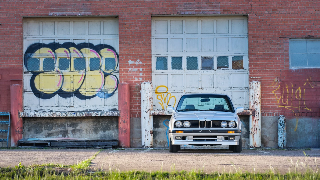 1990 BMW E30 3 Series - Image 14 of 31
