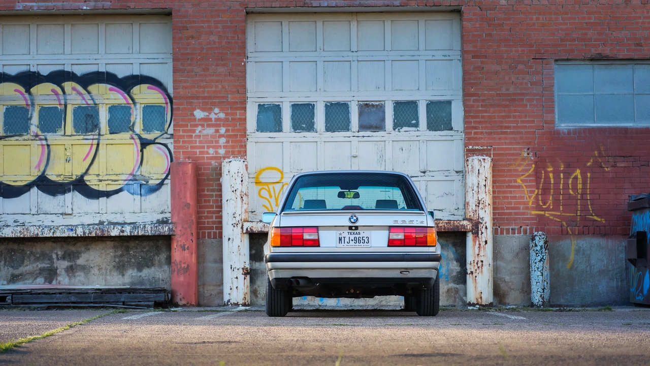 1990 BMW E30 3 Series - Image 7 of 31