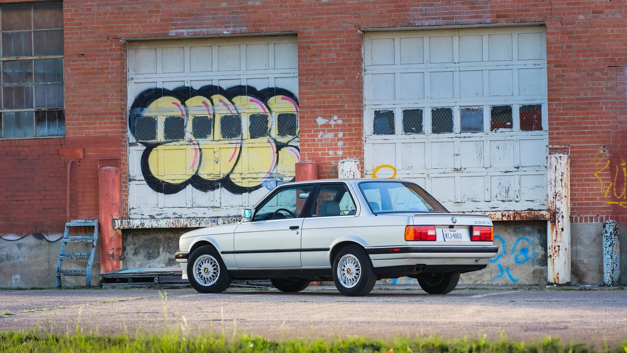 1990 BMW E30 3 Series - Image 5 of 31
