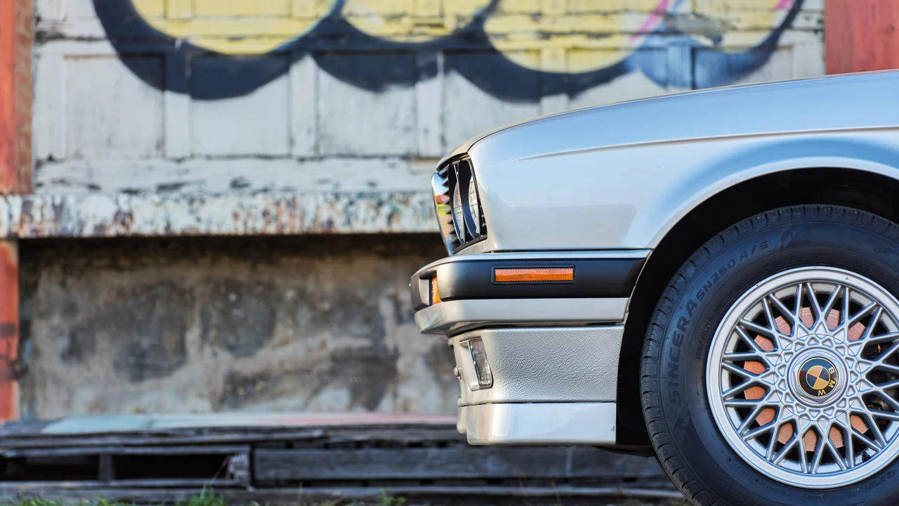 1990 BMW E30 3 Series - Image 28 of 31