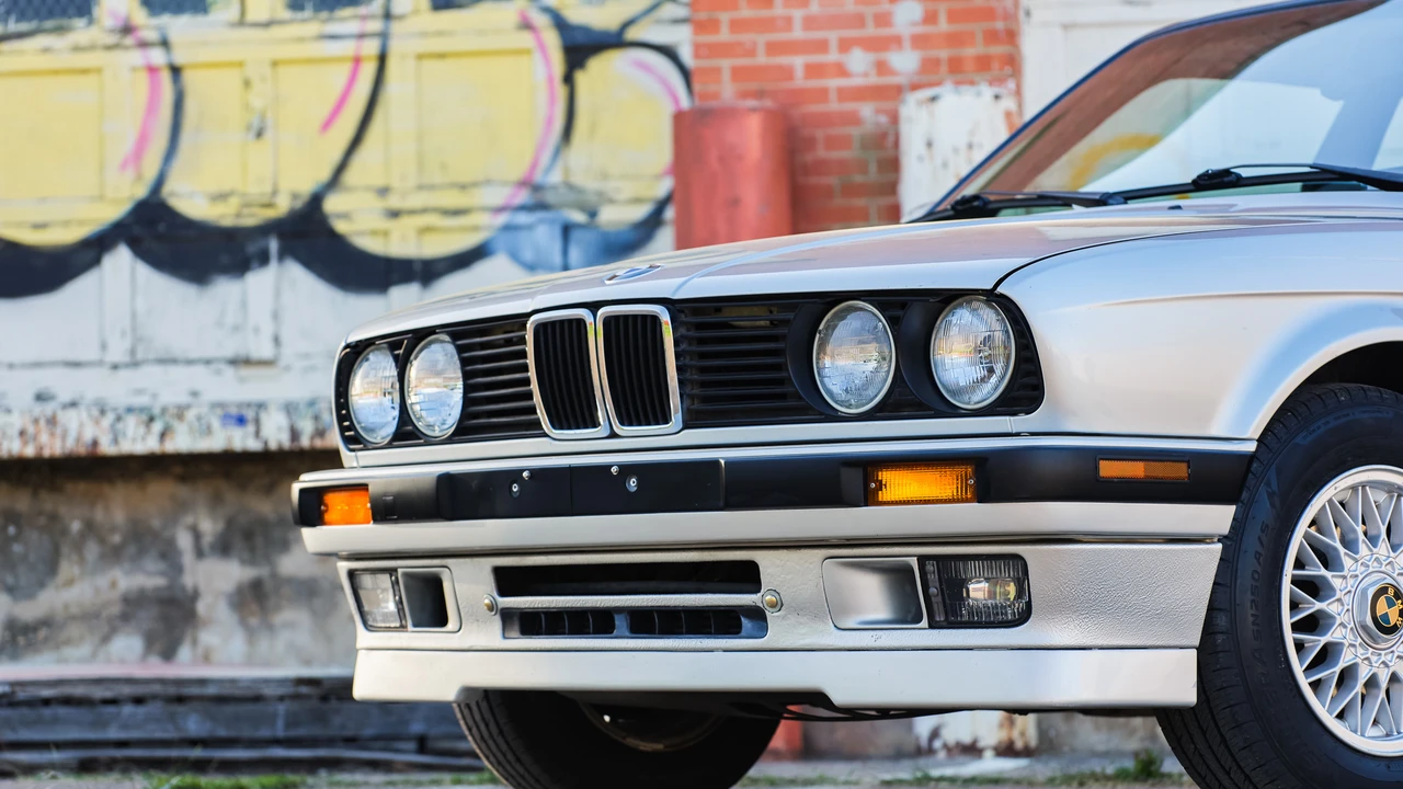1990 BMW E30 3 Series - Image 23 of 31