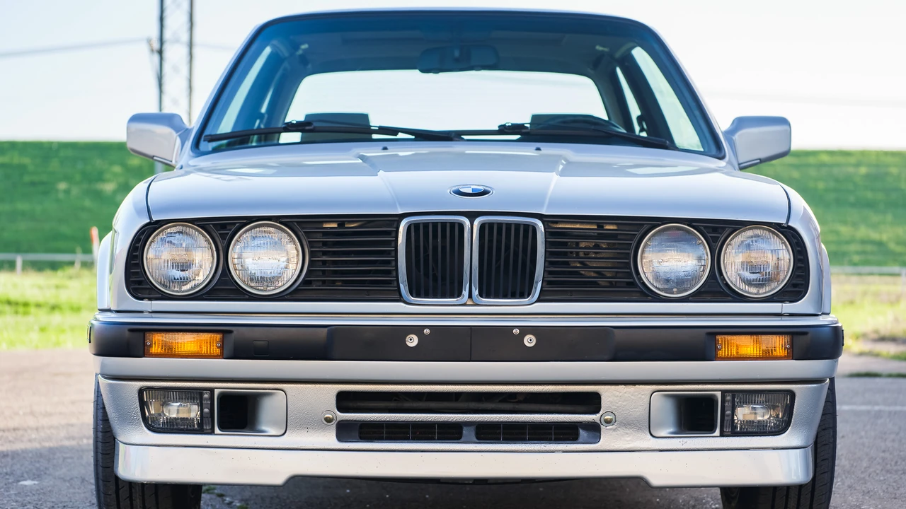 1990 BMW E30 3 Series - Image 22 of 31