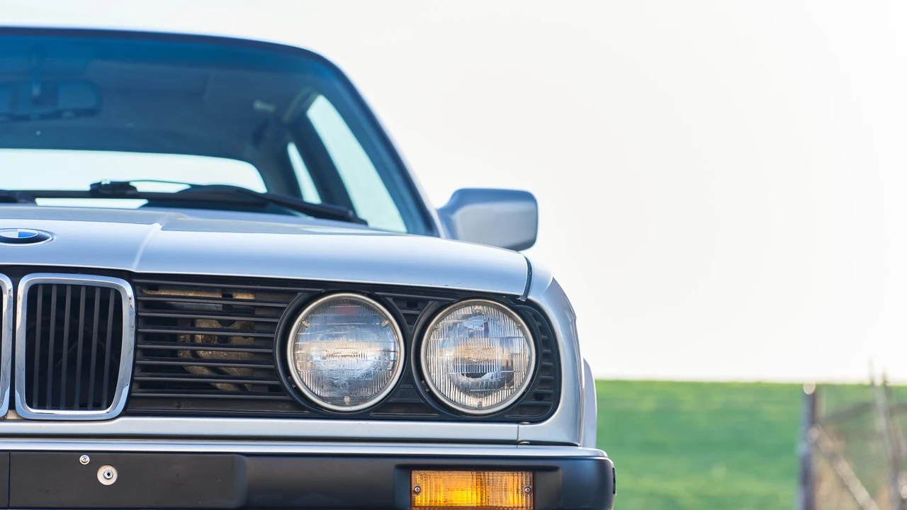1990 BMW E30 3 Series - Image 24 of 31