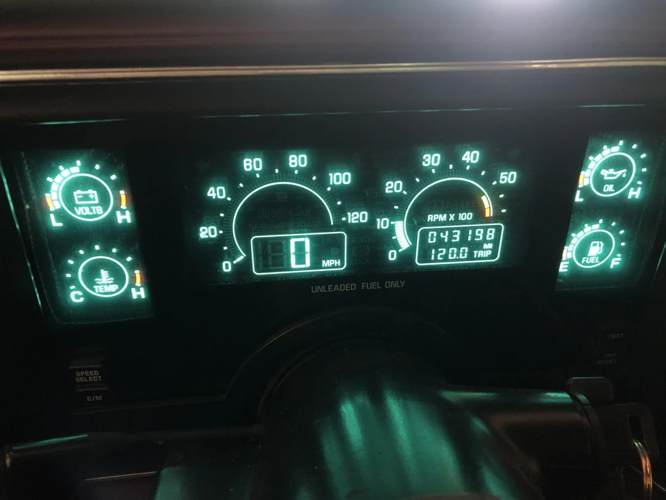 1990 Buick Reatta - Image 24 of 31