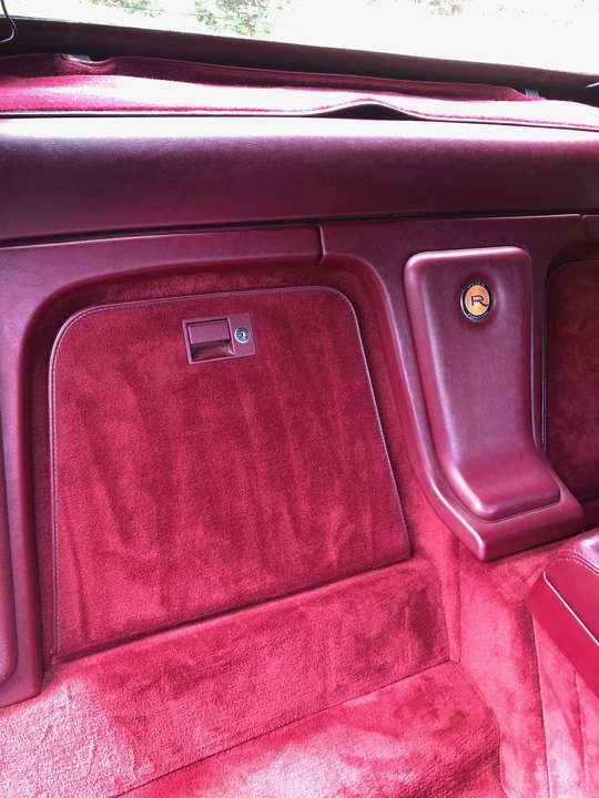 1990 Buick Reatta - Image 27 of 31