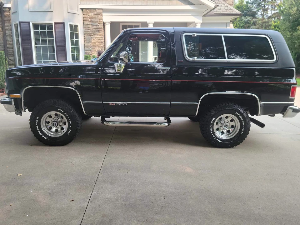 1990 GMC Jimmy 2nd Gen - Image 14 of 31
