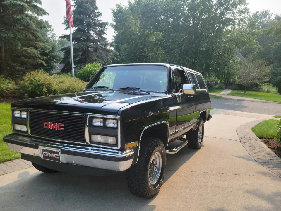 1990 GMC Jimmy 2nd Gen - Image 3 of 31