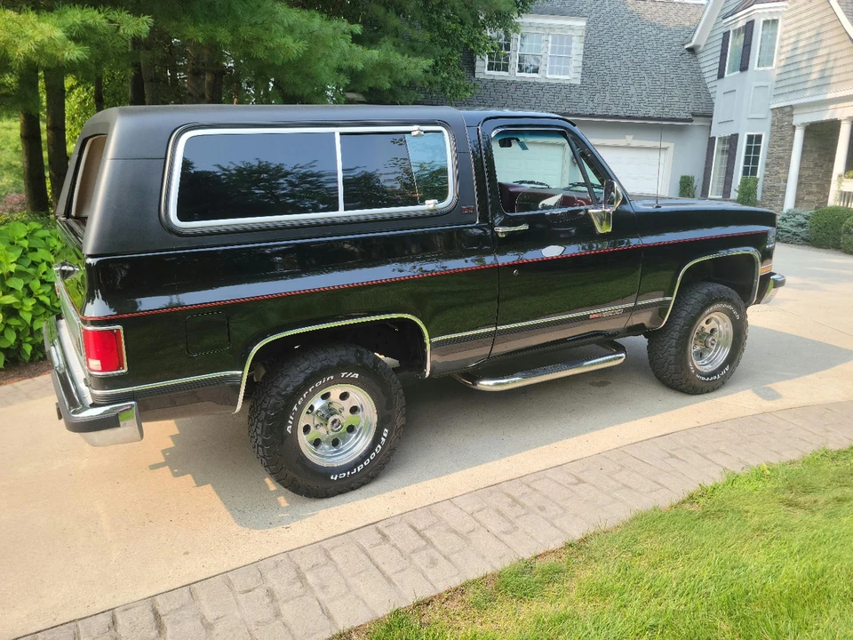 1990 GMC Jimmy 2nd Gen - Image 31 of 31