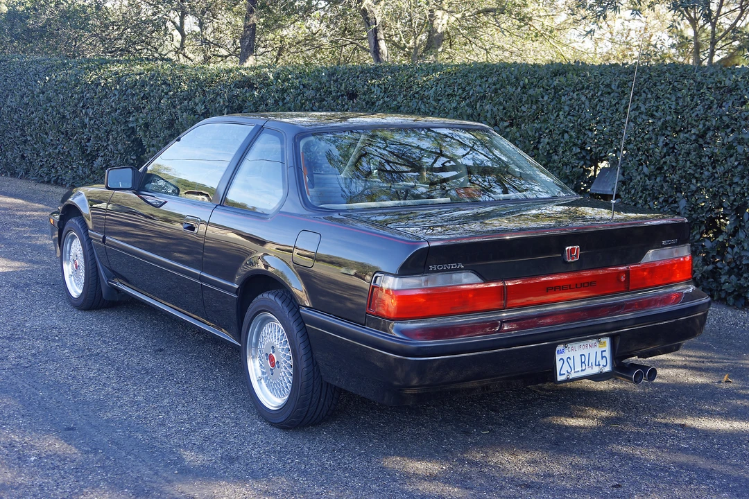 1990 Honda Prelude 3rd Gen - Image 23 of 31
