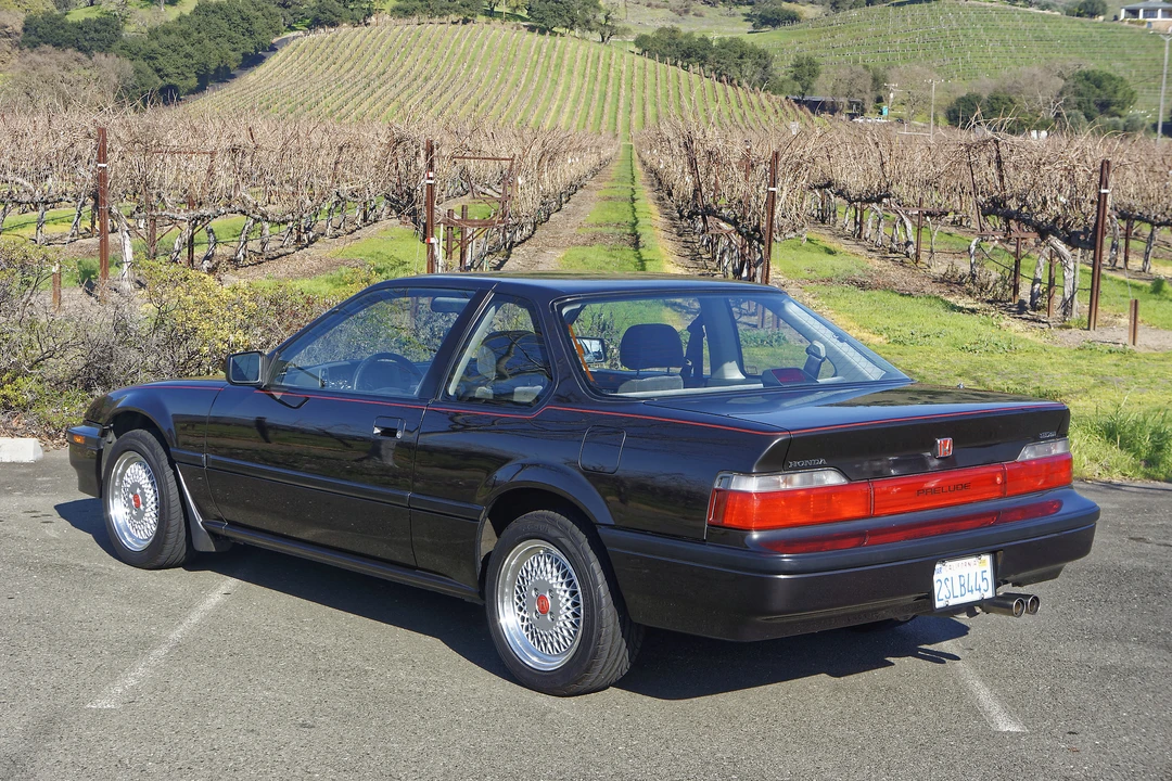 1990 Honda Prelude 3rd Gen - Image 24 of 31