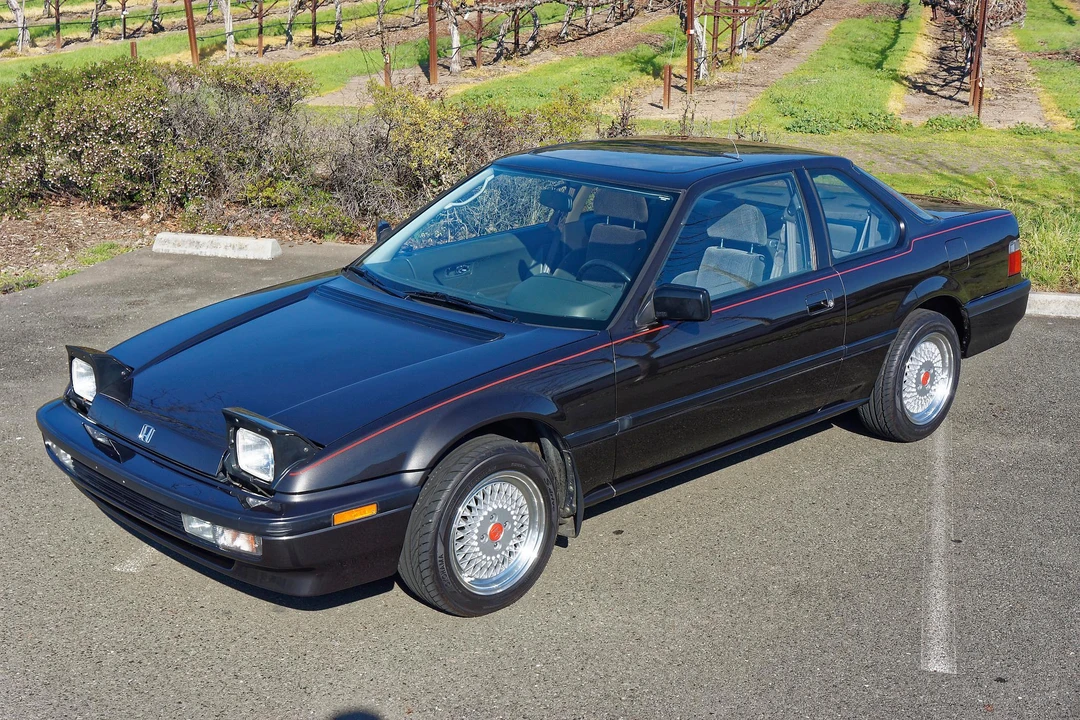 1990 Honda Prelude 3rd Gen - Image 17 of 31