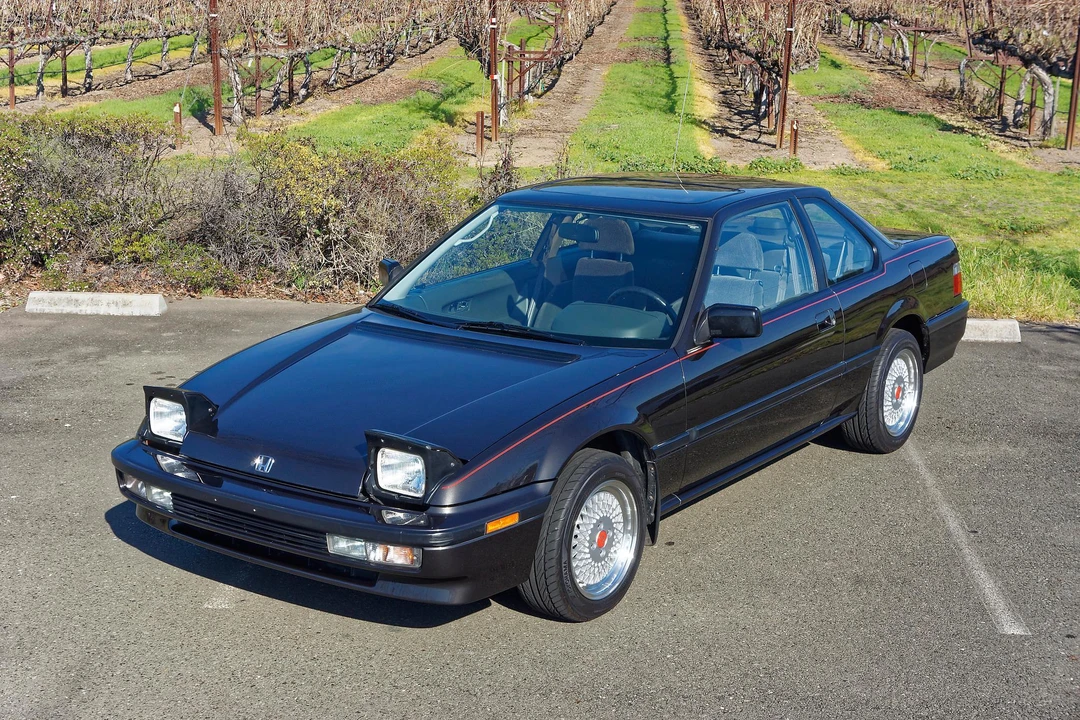 1990 Honda Prelude 3rd Gen - Image 16 of 31