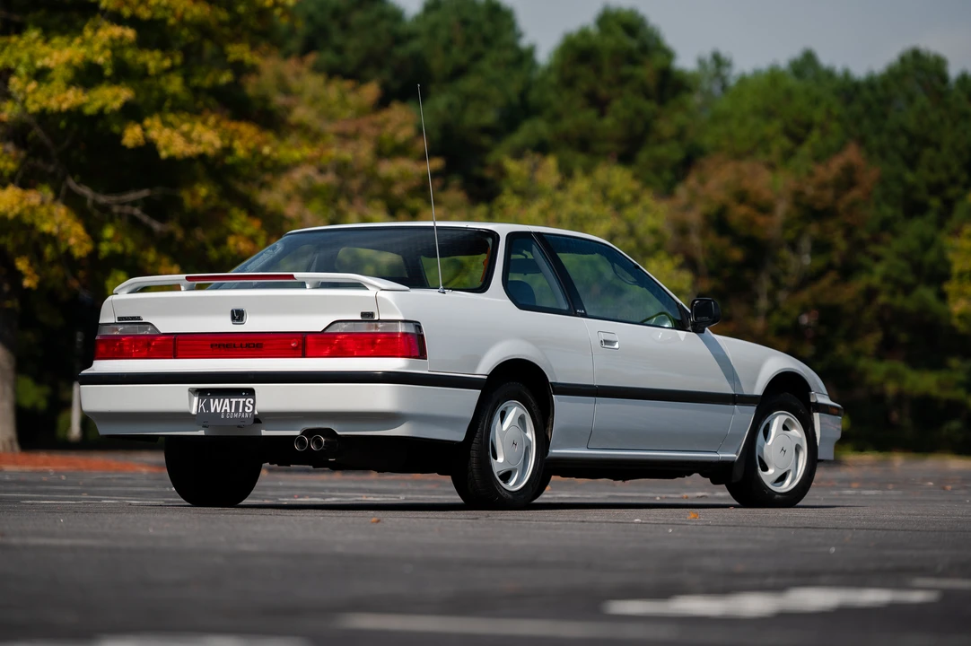 1990 Honda Prelude 3rd Gen - Image 15 of 31