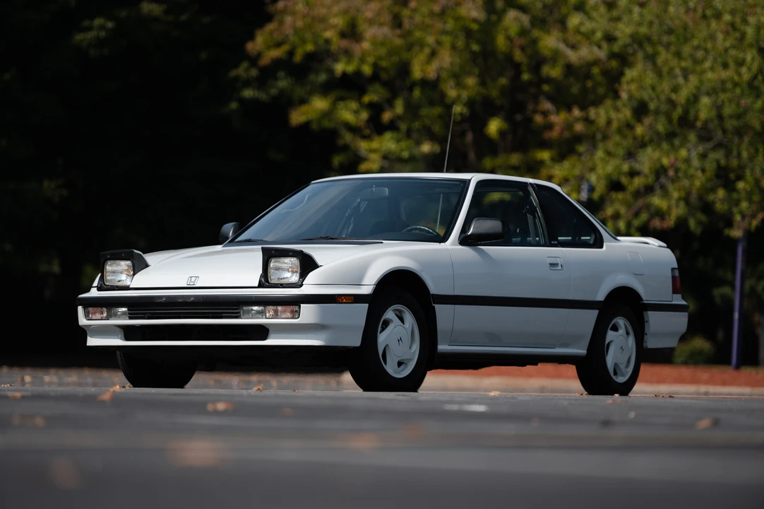 1990 Honda Prelude 3rd Gen - Image 2 of 31