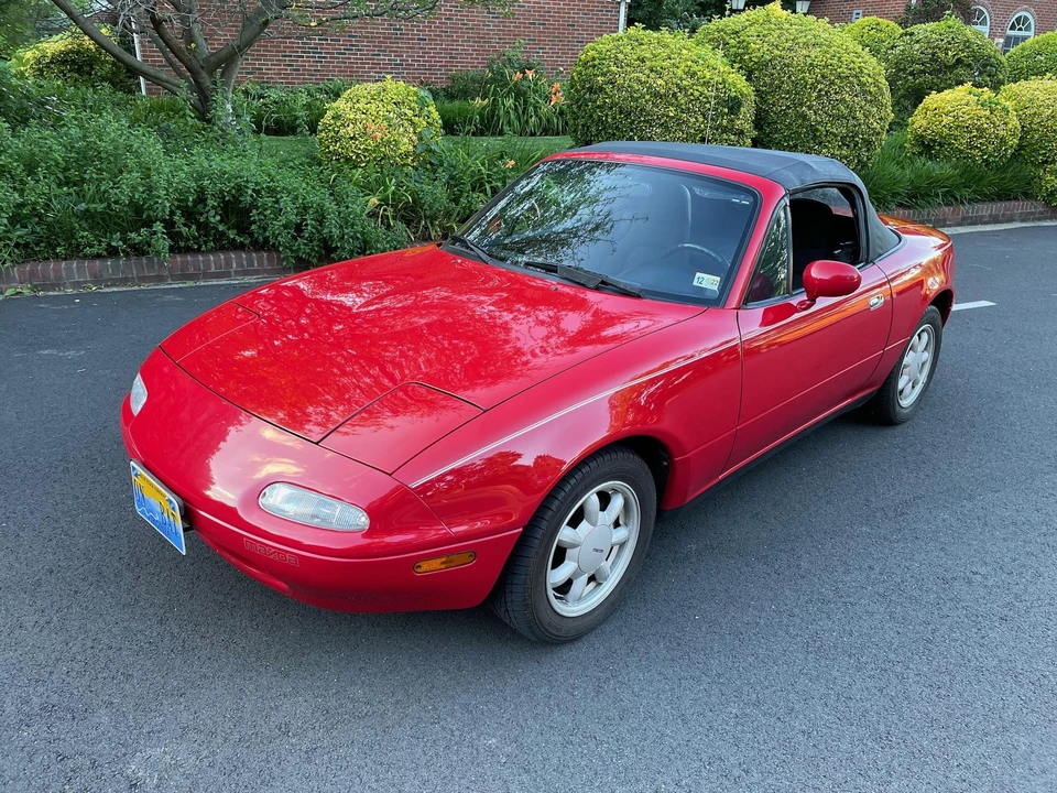 1990 Mazda NA MX-5 Miata - Image 28 of 31