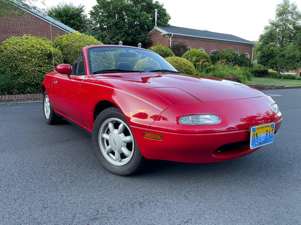 1990 Mazda NA MX-5 Miata - Image 13 of 31