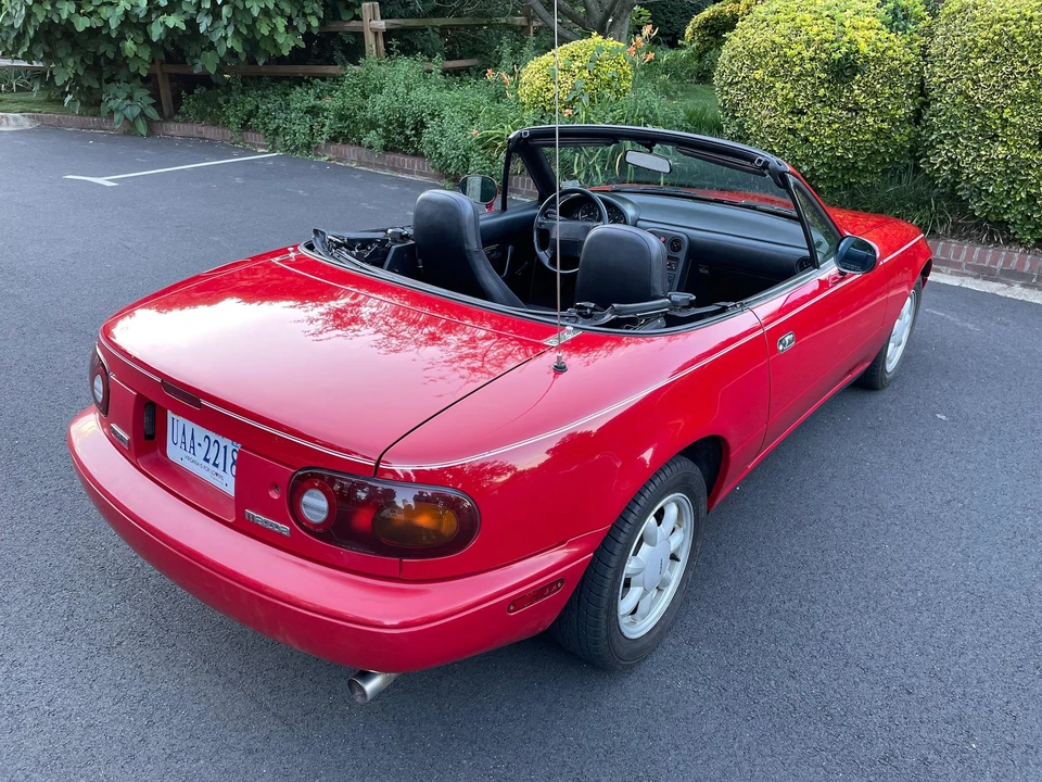 1990 Mazda NA MX-5 Miata - Image 11 of 31