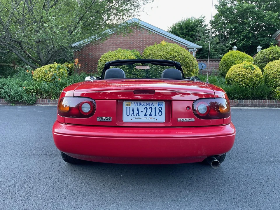 1990 Mazda NA MX-5 Miata - Image 8 of 31