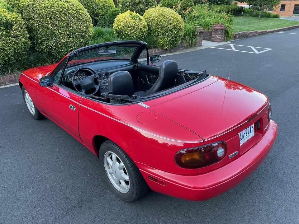 1990 Mazda NA MX-5 Miata - Image 7 of 31