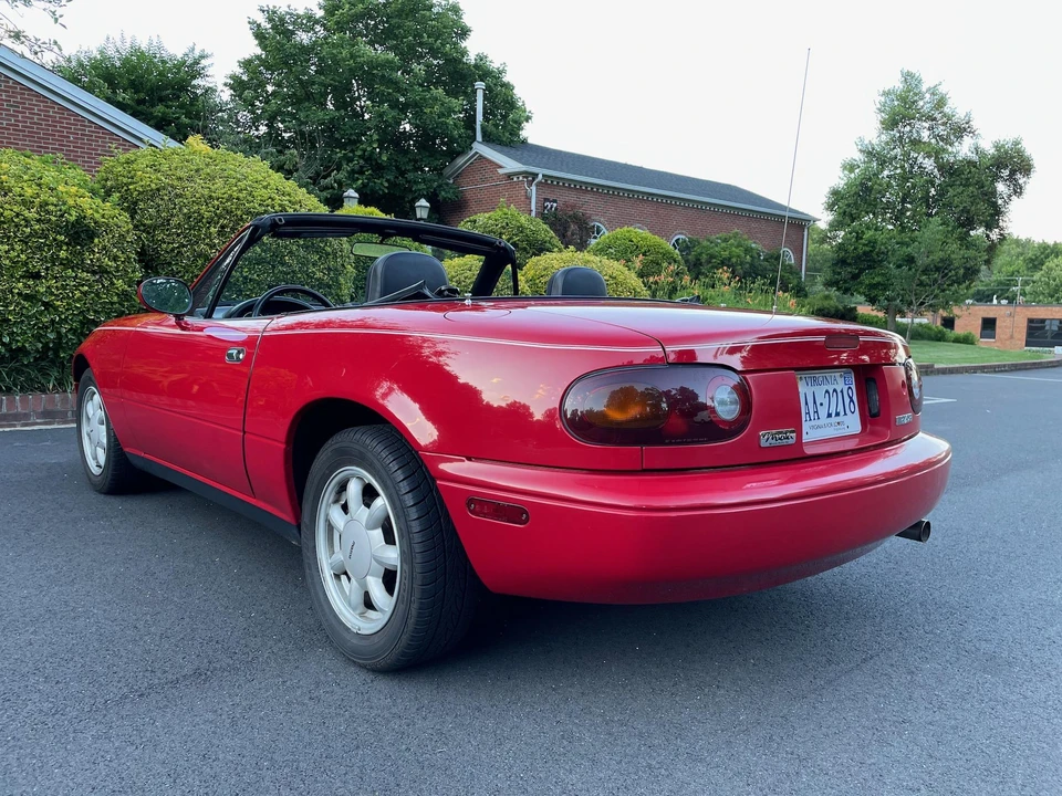 1990 Mazda NA MX-5 Miata - Image 6 of 31