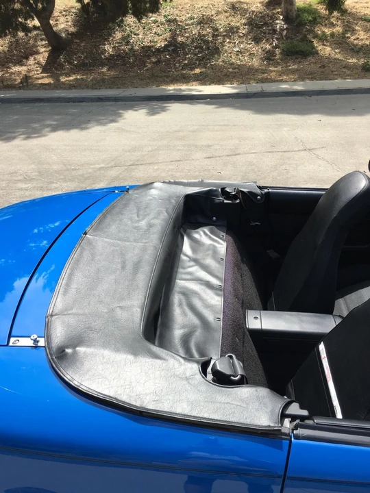 1990 Mazda NA MX-5 Miata - Image 21 of 31