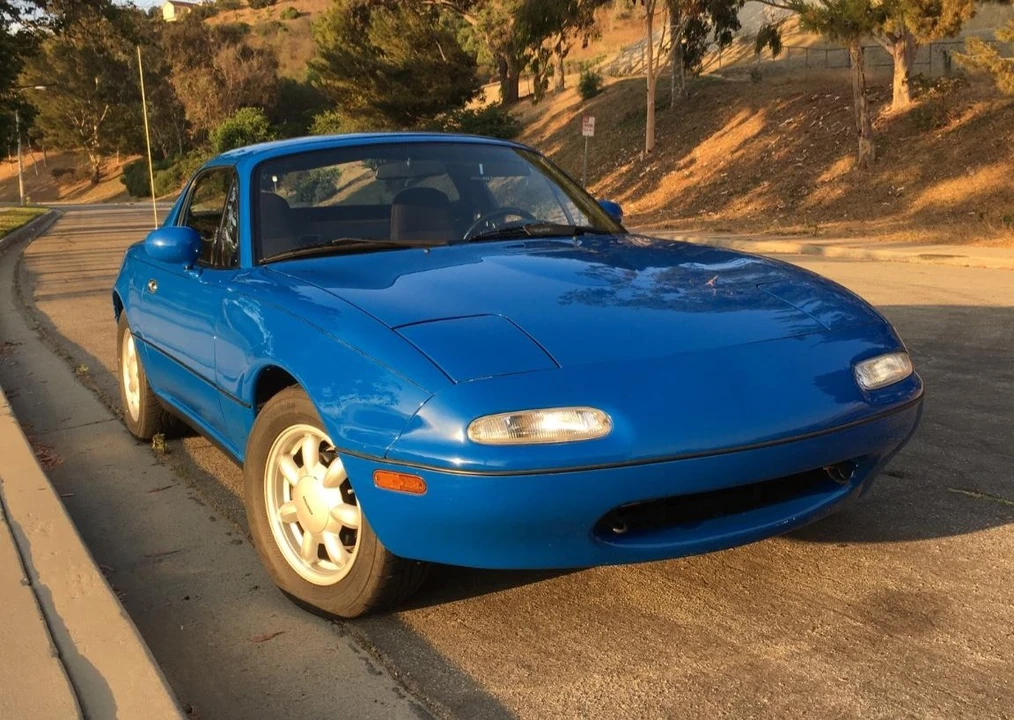 1990 Mazda NA MX-5 Miata - Image 2 of 31