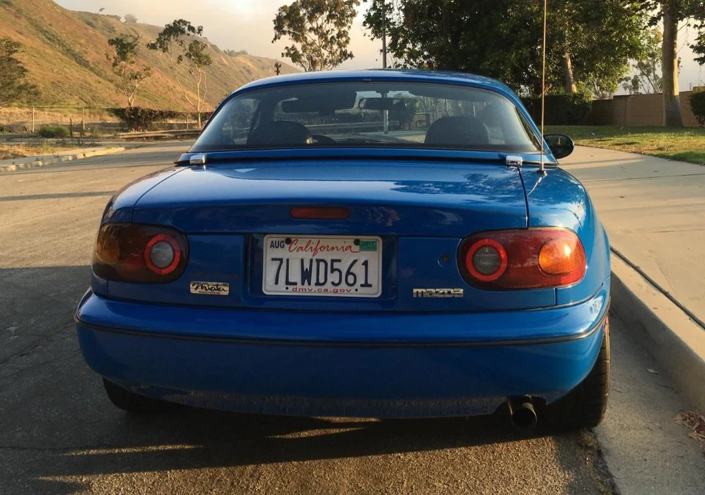 1990 Mazda NA MX-5 Miata - Image 6 of 31