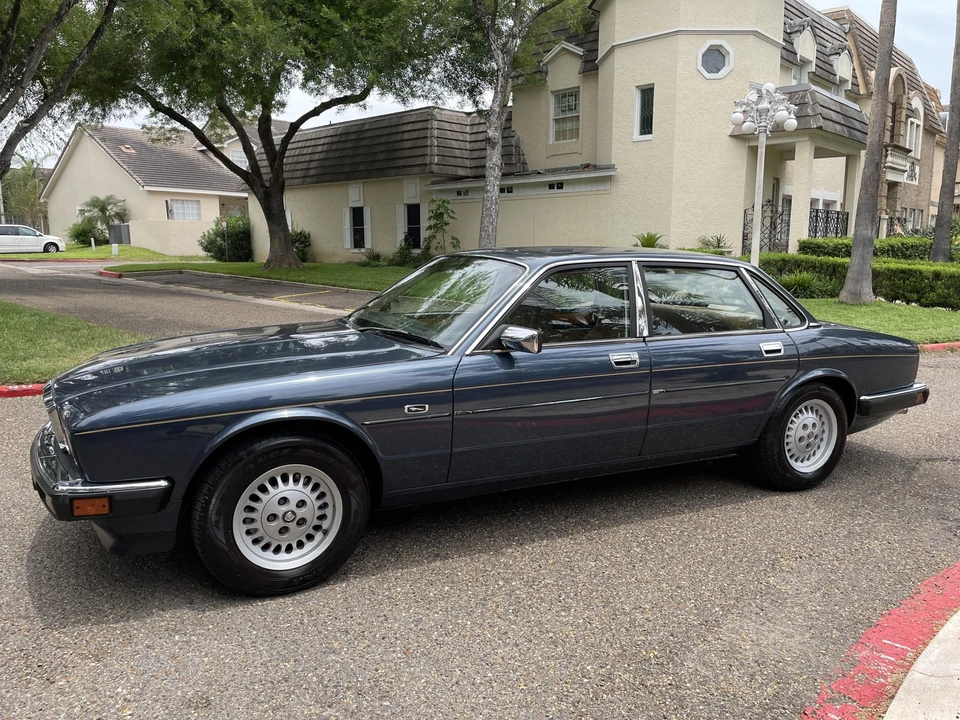 1991 Jaguar XJ Series 3 - Image 29 of 31