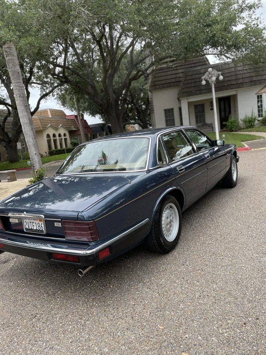 1991 Jaguar XJ Series 3 - Image 19 of 31