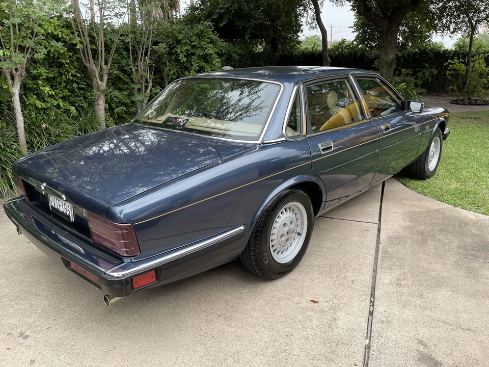 1991 Jaguar XJ Series 3 - Image 23 of 31