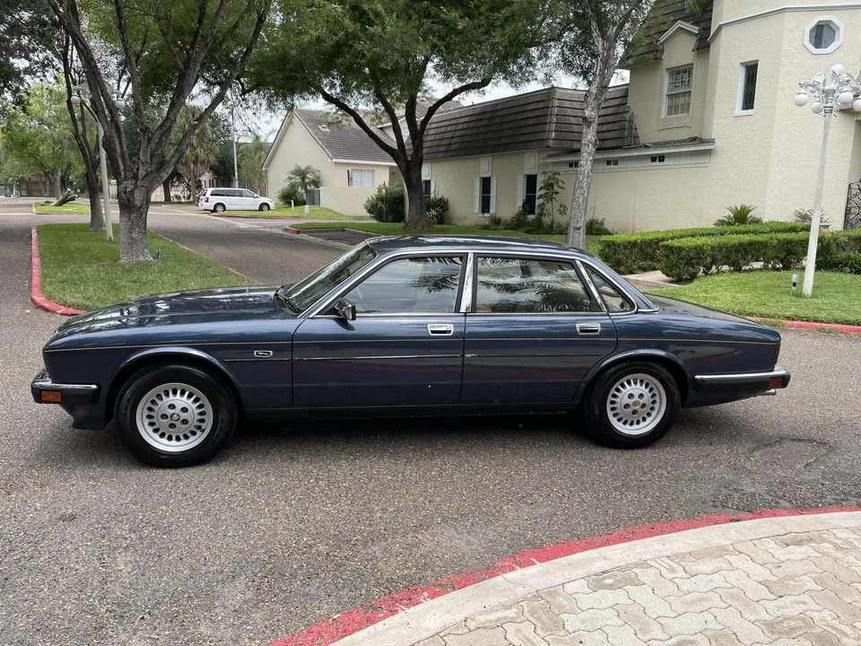 1991 Jaguar XJ Series 3 - Image 27 of 31