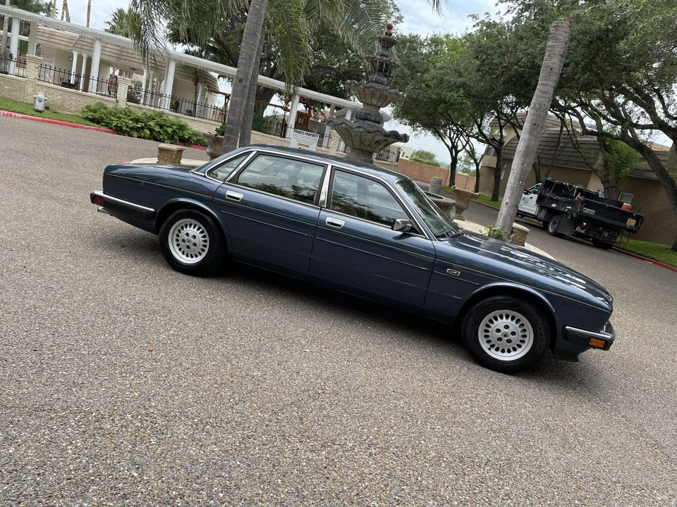1991 Jaguar XJ Series 3 - Image 6 of 31