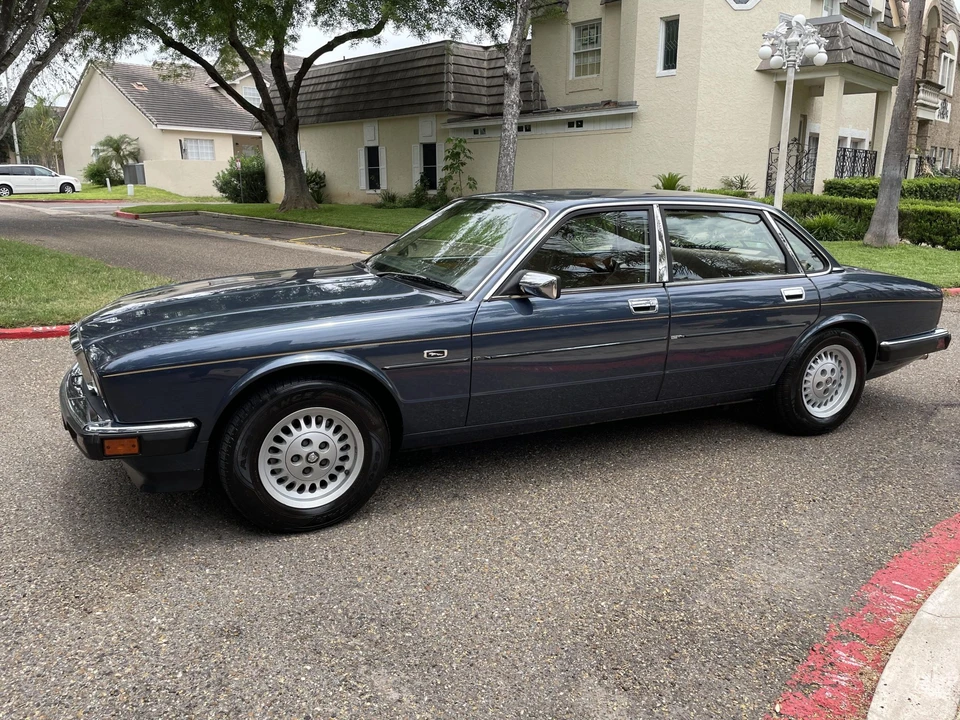 1991 Jaguar XJ Series 3 - Image 28 of 31
