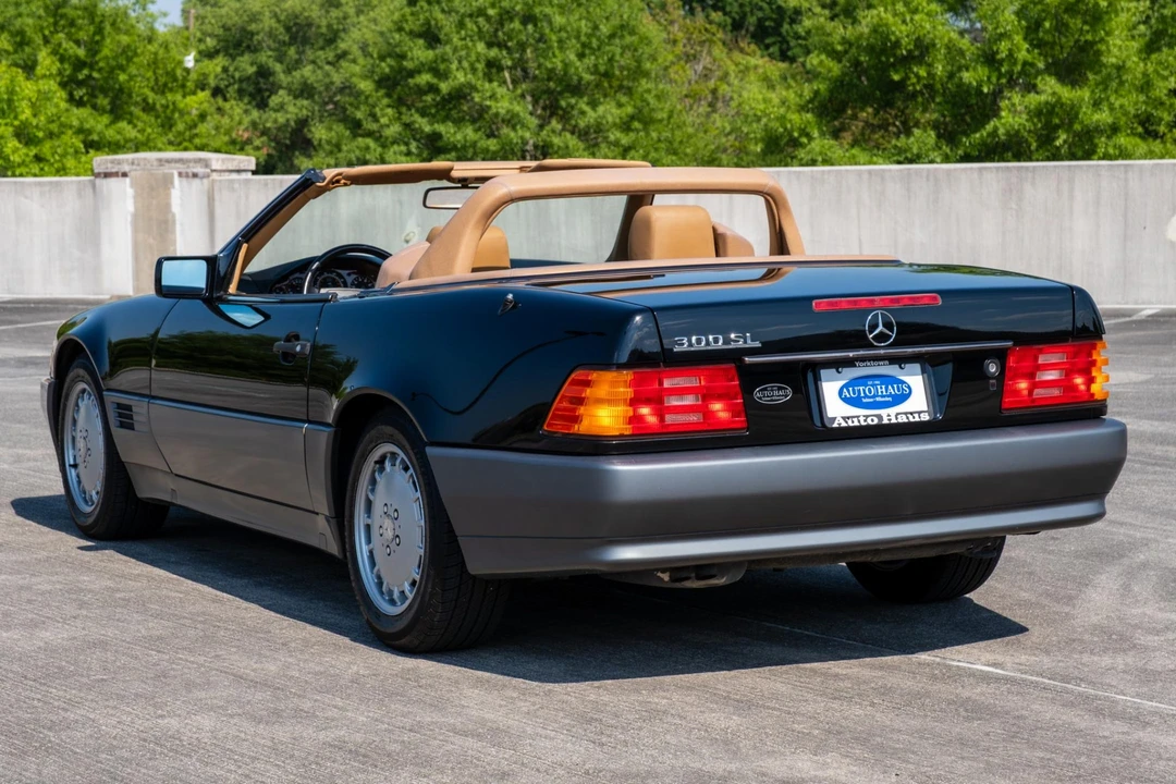 1991 Mercedes-Benz R129 SL-Class - Image 8 of 31