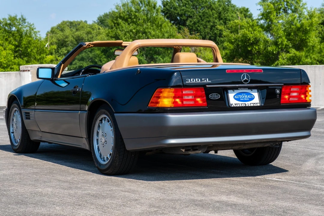 1991 Mercedes-Benz R129 SL-Class - Image 10 of 31