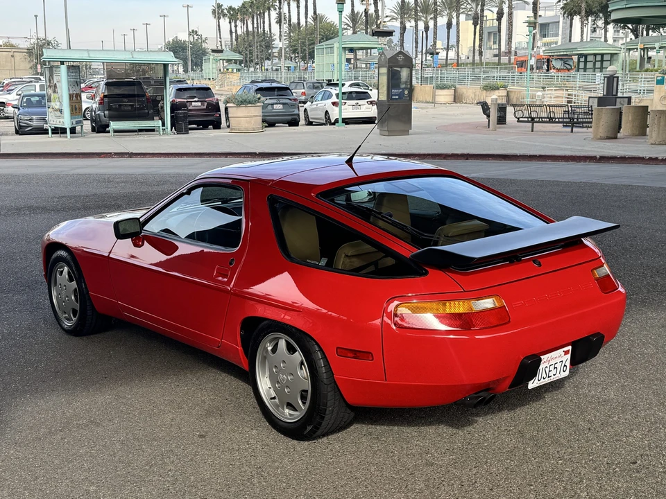 1991 Porsche 928 GT - Image 8 of 31