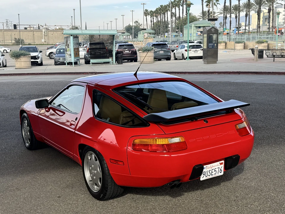 1991 Porsche 928 GT - Image 10 of 31