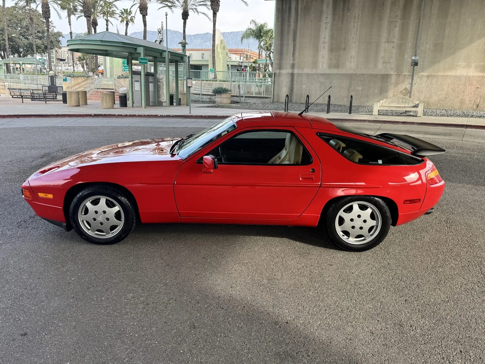 1991 Porsche 928 GT - Image 7 of 31
