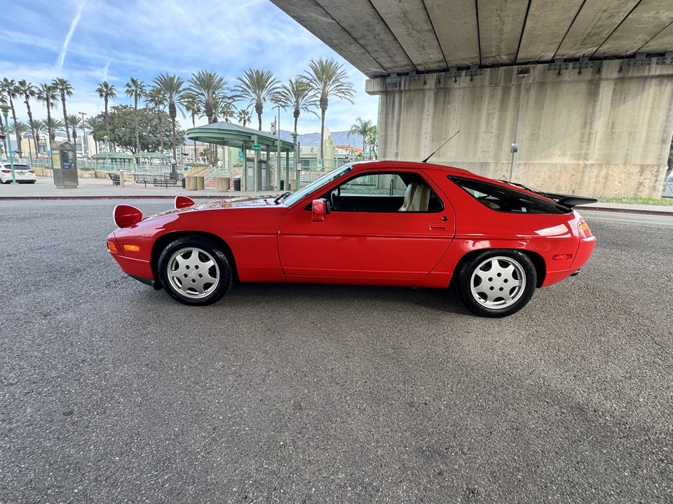 1991 Porsche 928 GT - Image 24 of 31