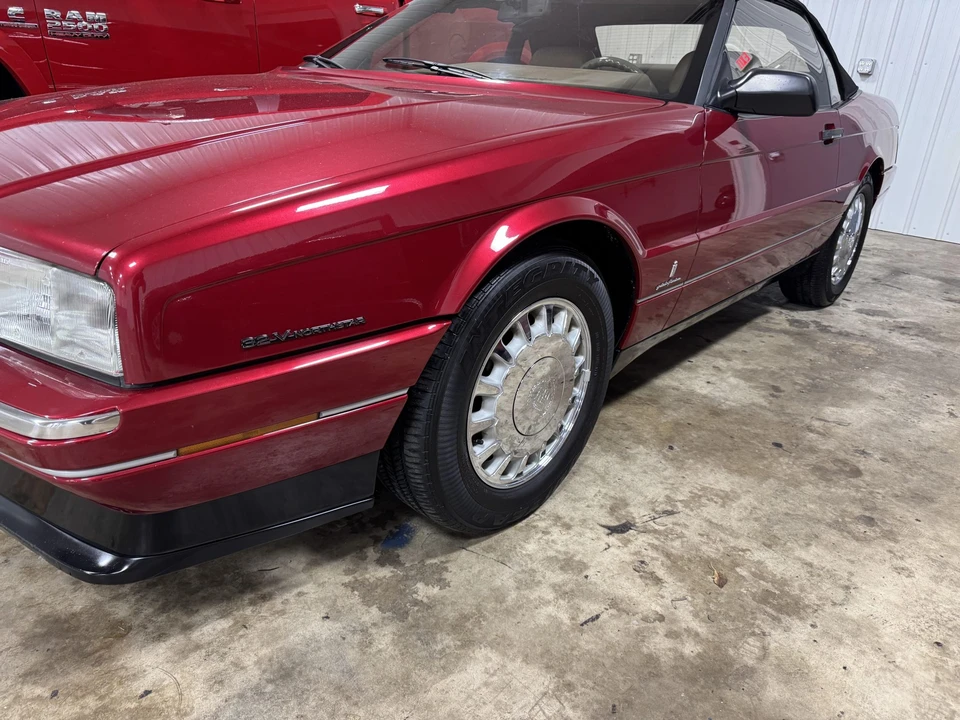 1993 Cadillac Allante - Image 18 of 31