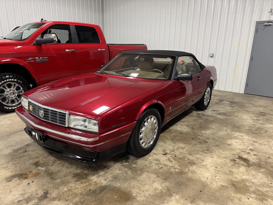 1993 Cadillac Allante - Image 12 of 31