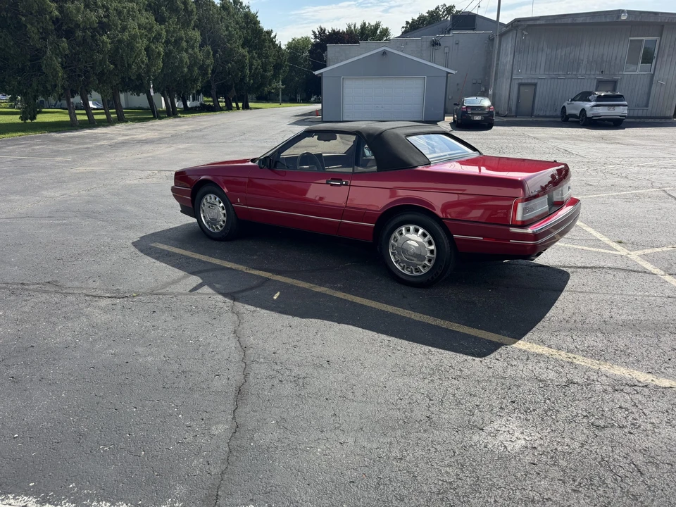 1993 Cadillac Allante - Image 4 of 31