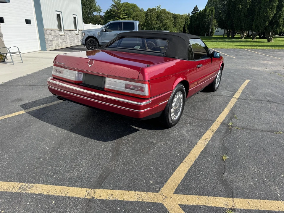 1993 Cadillac Allante - Image 6 of 31